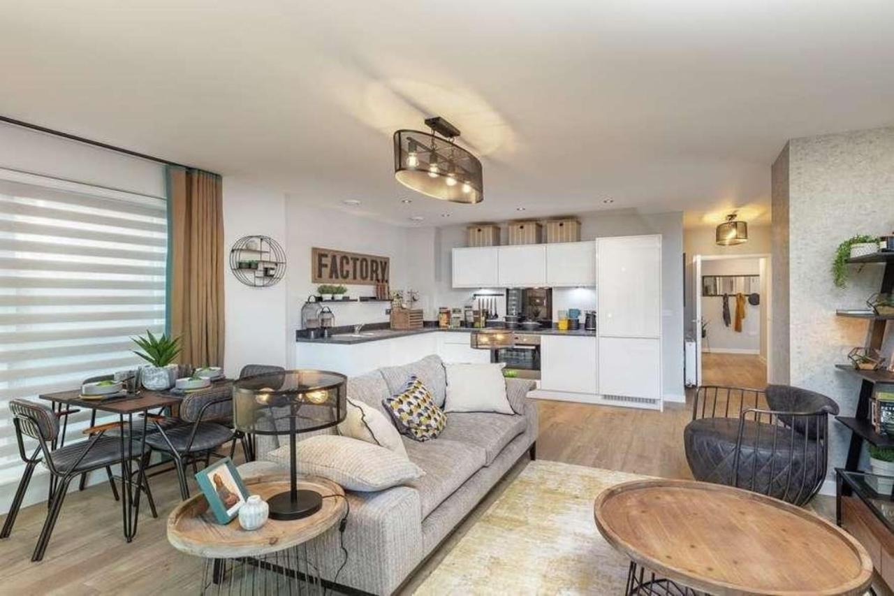 Newly Built Luxury 2 Bed Apartment!!! London Exterior photo